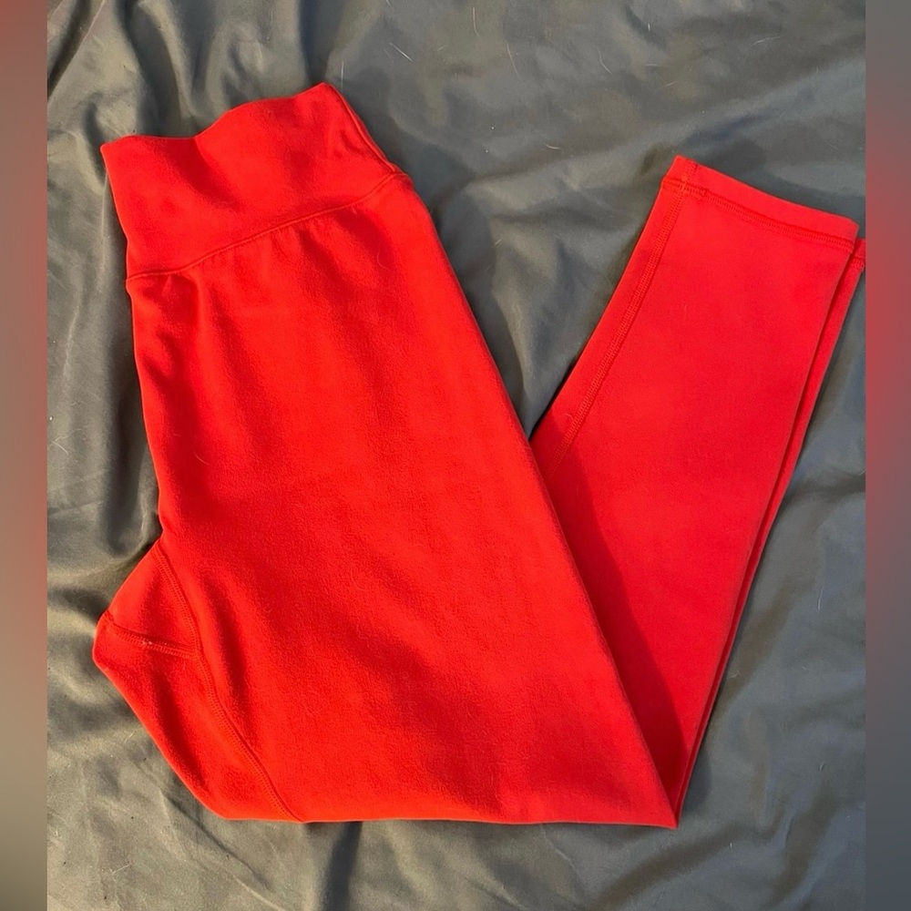 P’Tula Valerie Red Holly Legging 23” Large GUC